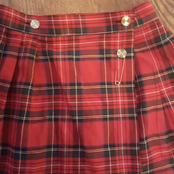 Red plaid mini skirt - Picture 2 of 3